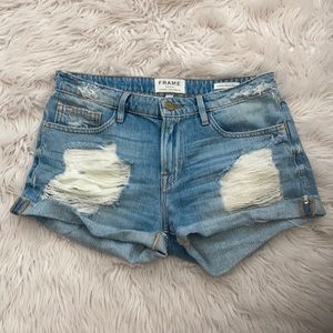 FRAME le grand garçon distressed denim short